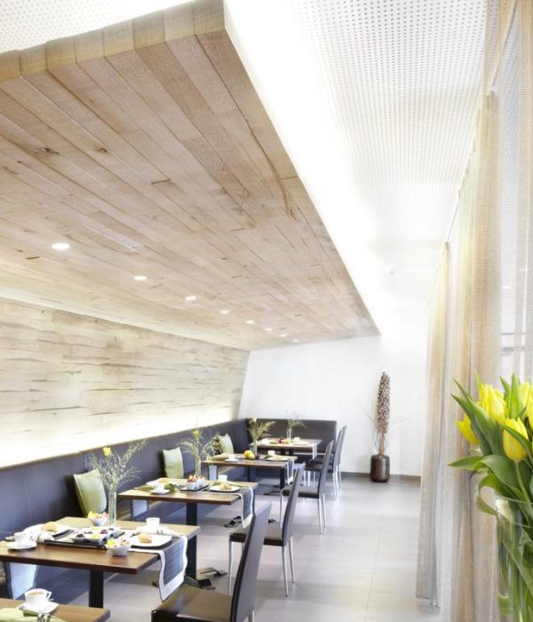 Restaurant2